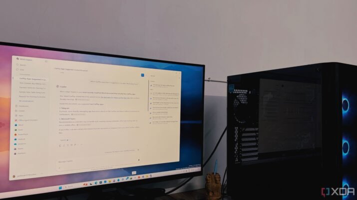 Pengguna gadget di Jakarta mencoba fitur zoom Samsung Galaxy S26 Ultra yang baru saja resmi diluncurkan di pasar Indonesia