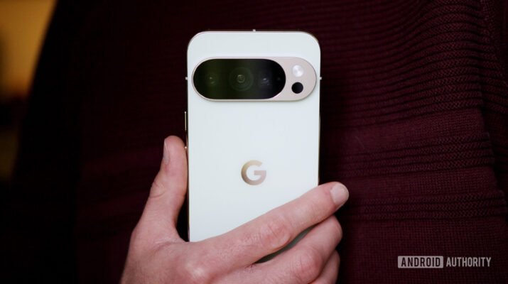 Flickering Pixel 10 Pro display glitch is driving users absolutely crazy, and it's hard to unsee